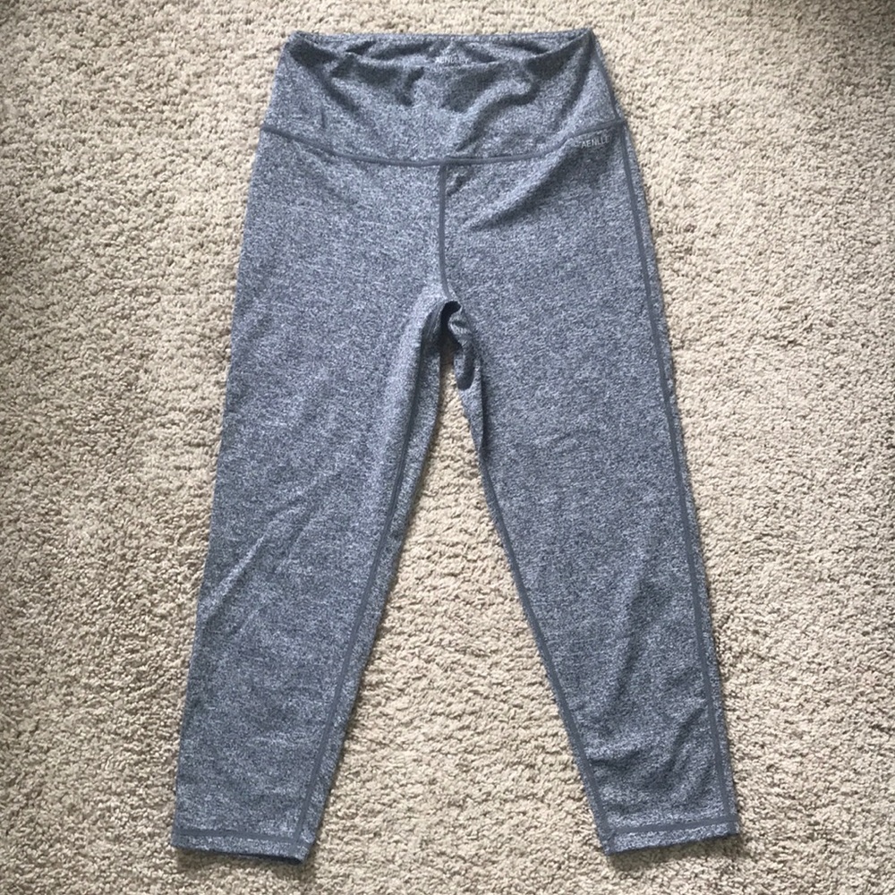 Aenlley cropped work out leggings